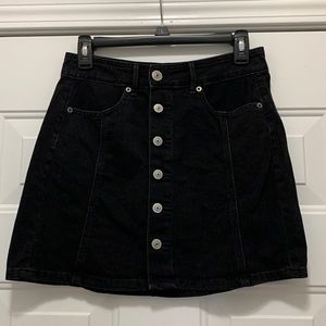 3/$15 American Eagle AEO size 0 black denim mini skirt